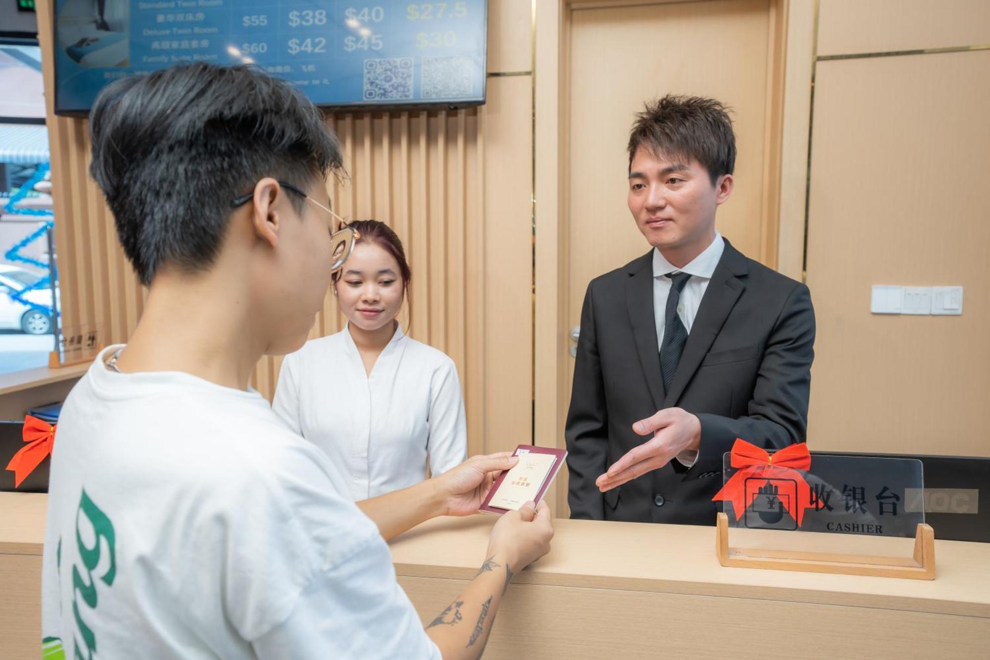 Ark Hotel プノンペン エクステリア 写真